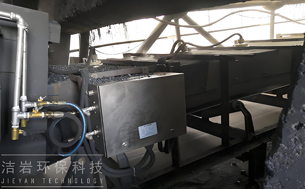 葉輪給煤機干霧抑塵方案